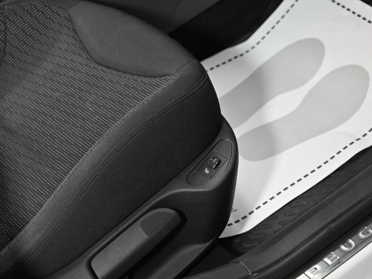 Пежо 308 б/у, 2012, Автоматическая. Фото: #12