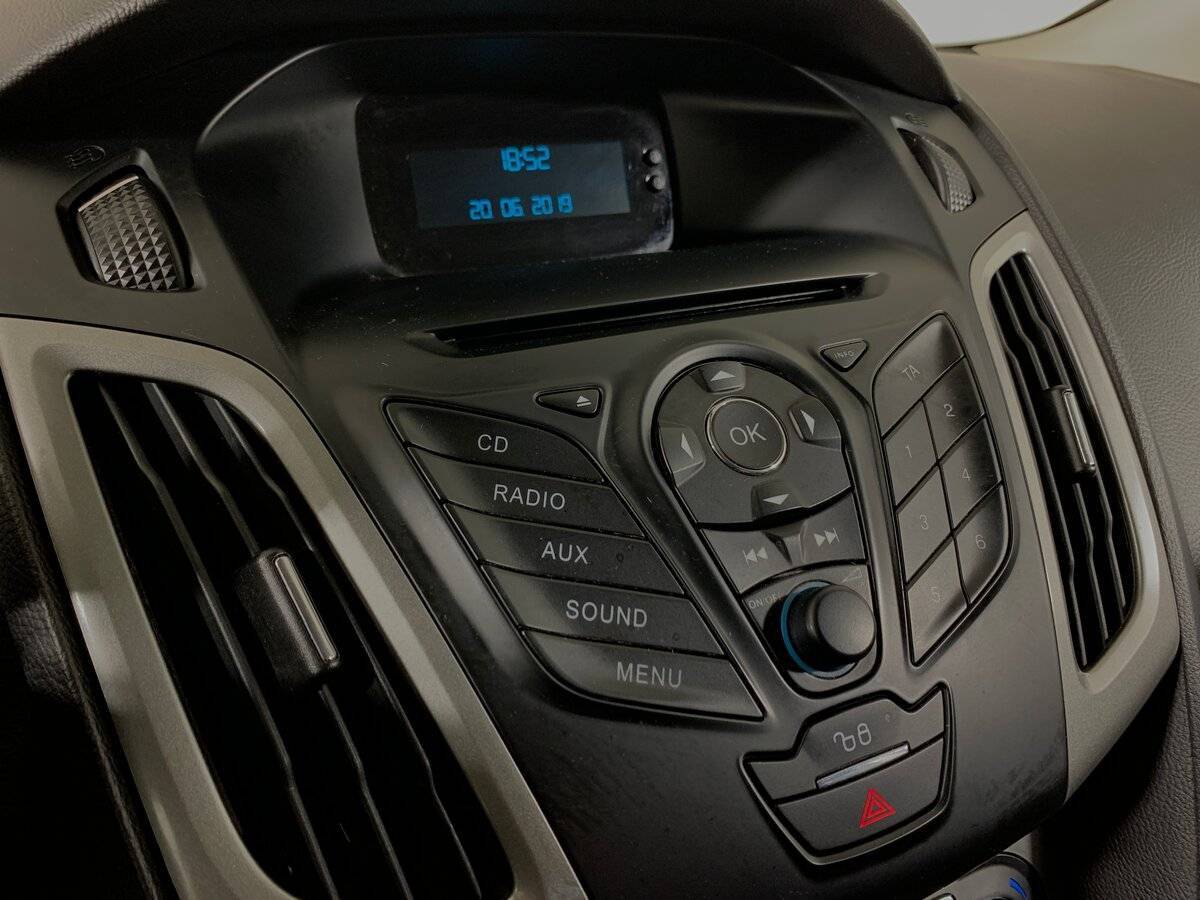 Форд Фокус б/у, 2014, Роботизированная. Фото: #14