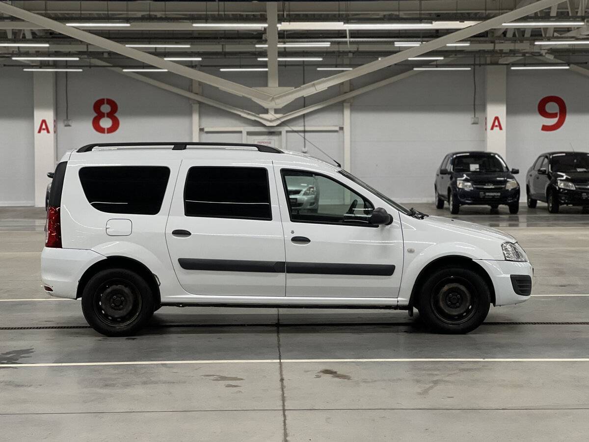 Лада (ВАЗ) Ларгус б/у, 2017, Механическая. Фото: #3