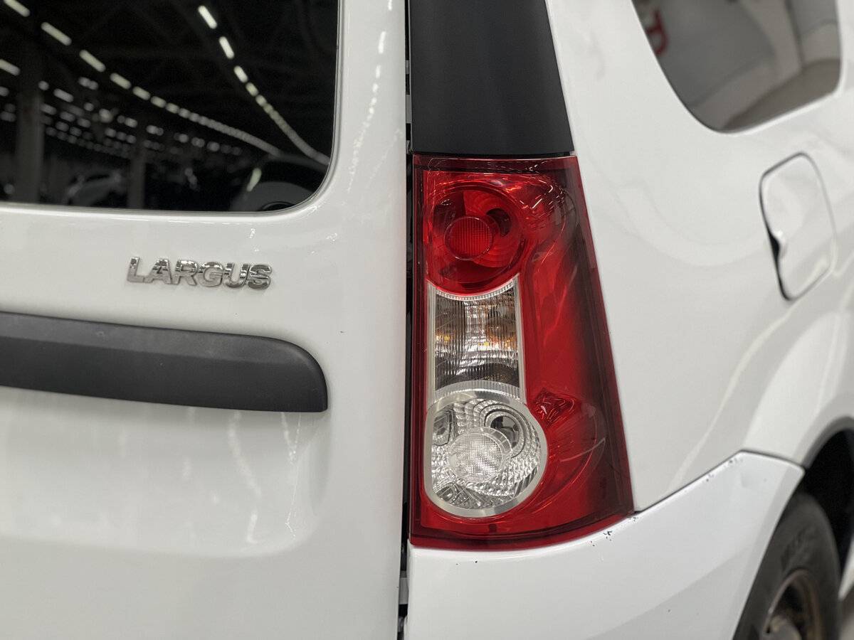 Лада (ВАЗ) Ларгус б/у, 2017, Механическая. Фото: #8