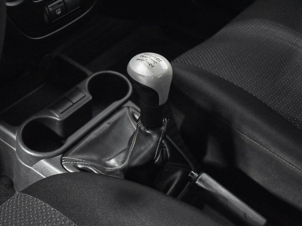 Лада (ВАЗ) Гранта б/у, 2014, Механическая. Фото: #9