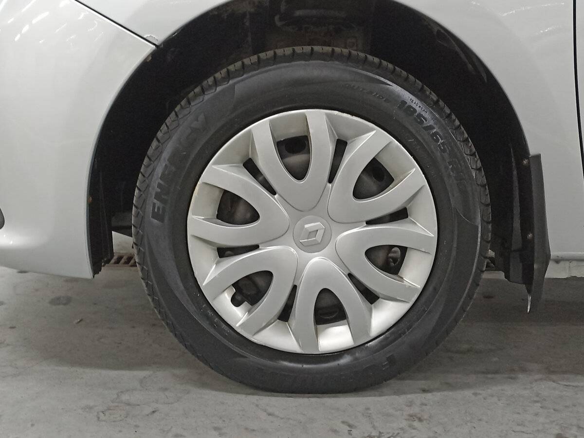 Рено Сандеро б/у, 2017, Механическая. Фото: #17