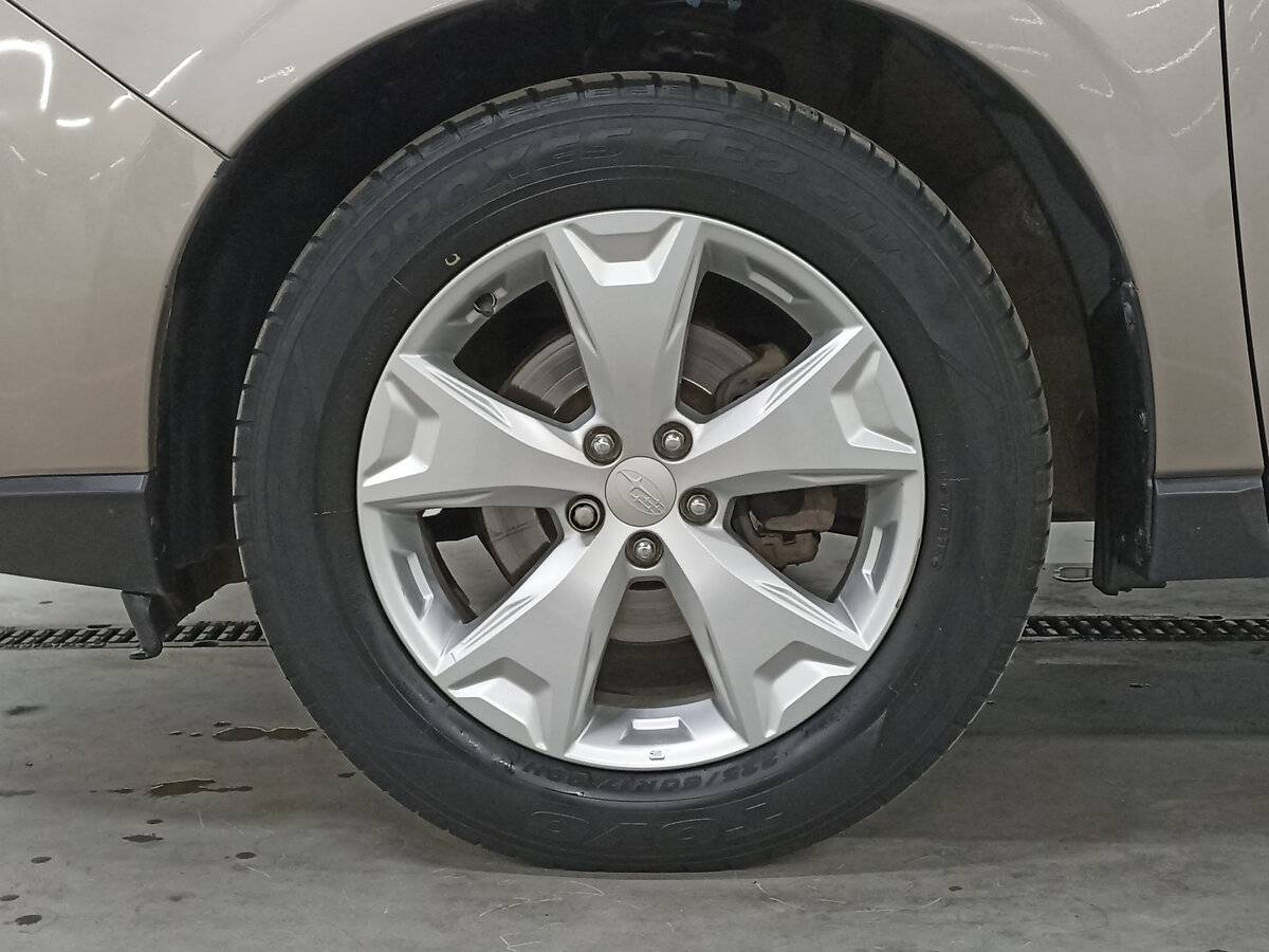 Субару Форестер б/у, 2014, Механическая. Фото: #17