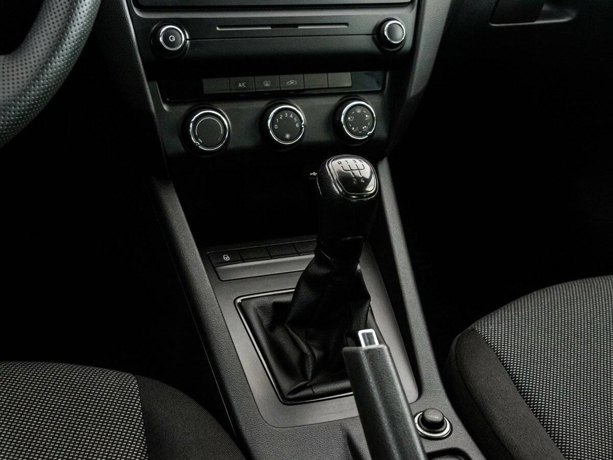 Шкода Октавия б/у, 2013, Механическая. Фото: #12