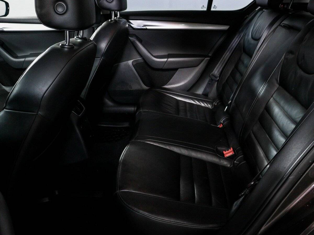 Шкода Октавия б/у, 2014, Роботизированная. Фото: #9