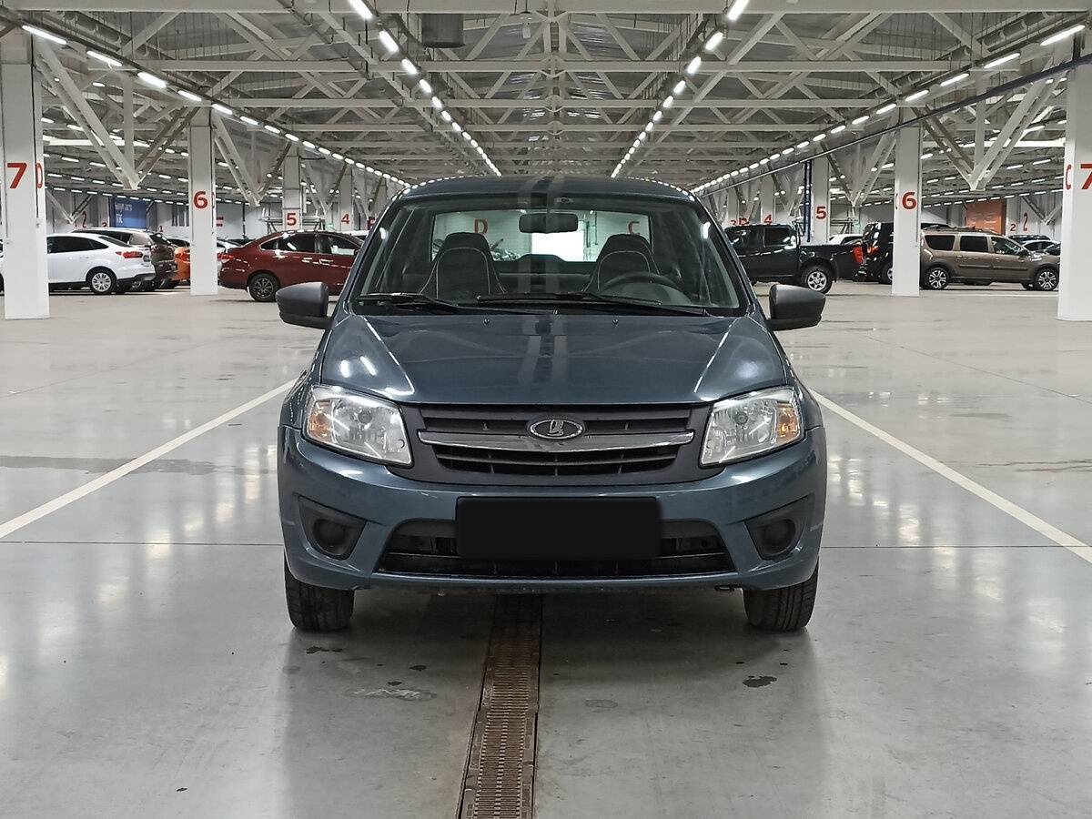 Лада (ВАЗ) Гранта б/у, 2016, Механическая. Фото: #1