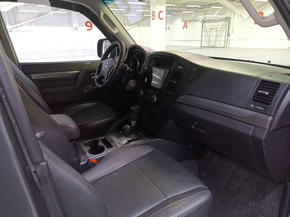 Митсубиши Паджеро б/у, 2012, Автоматическая. Фото: #10