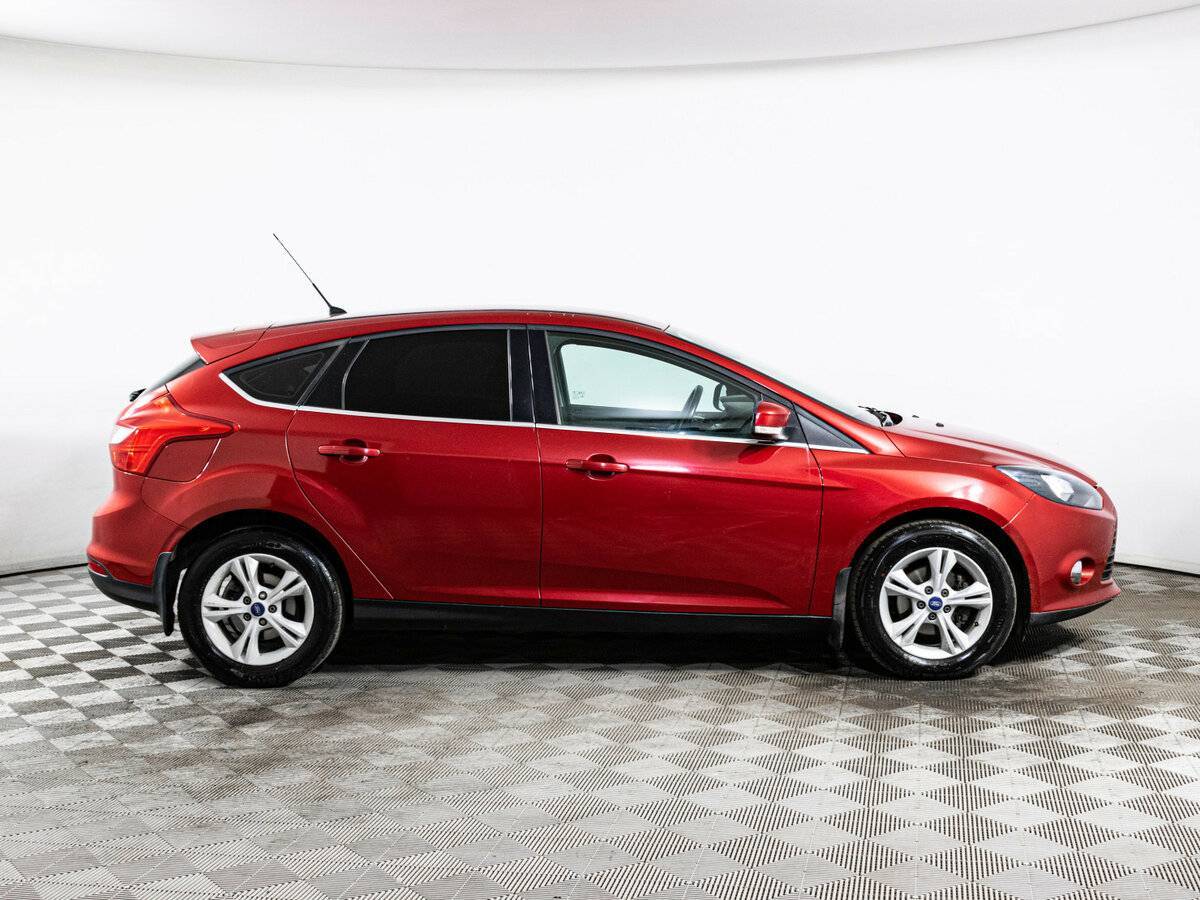 Форд Фокус б/у, 2012, Механическая. Фото: #3