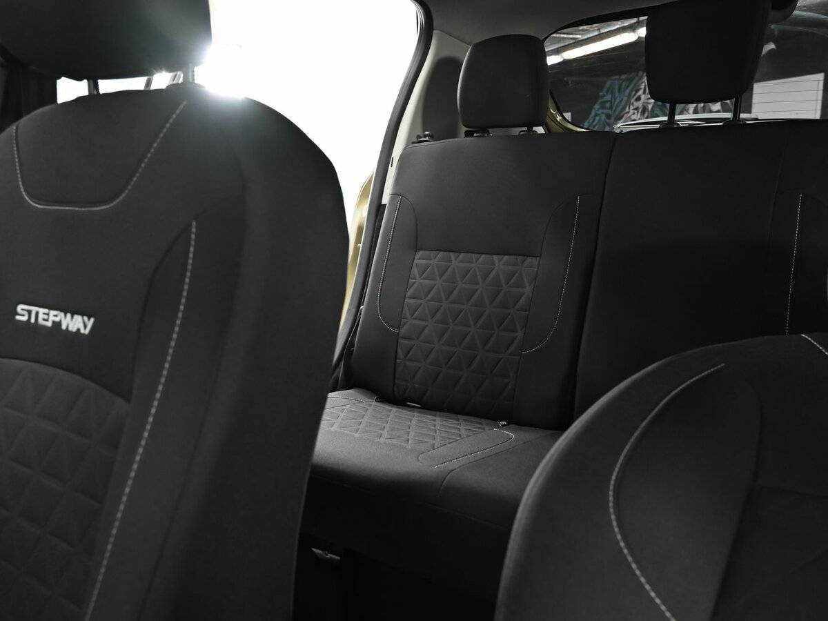 Рено Сандеро б/у, 2016, Автоматическая. Фото: #11