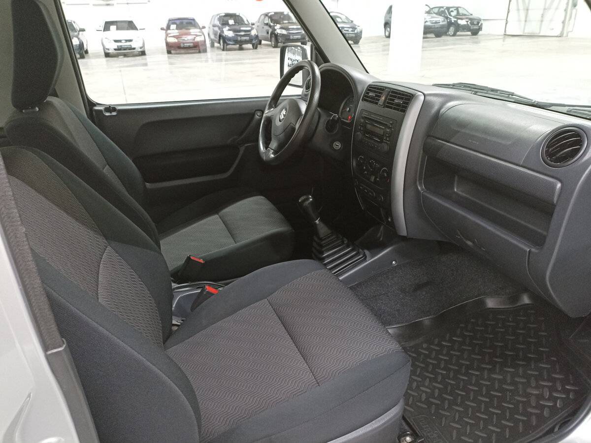 Сузуки Джимни б/у, 2013, Механическая. Фото: #10