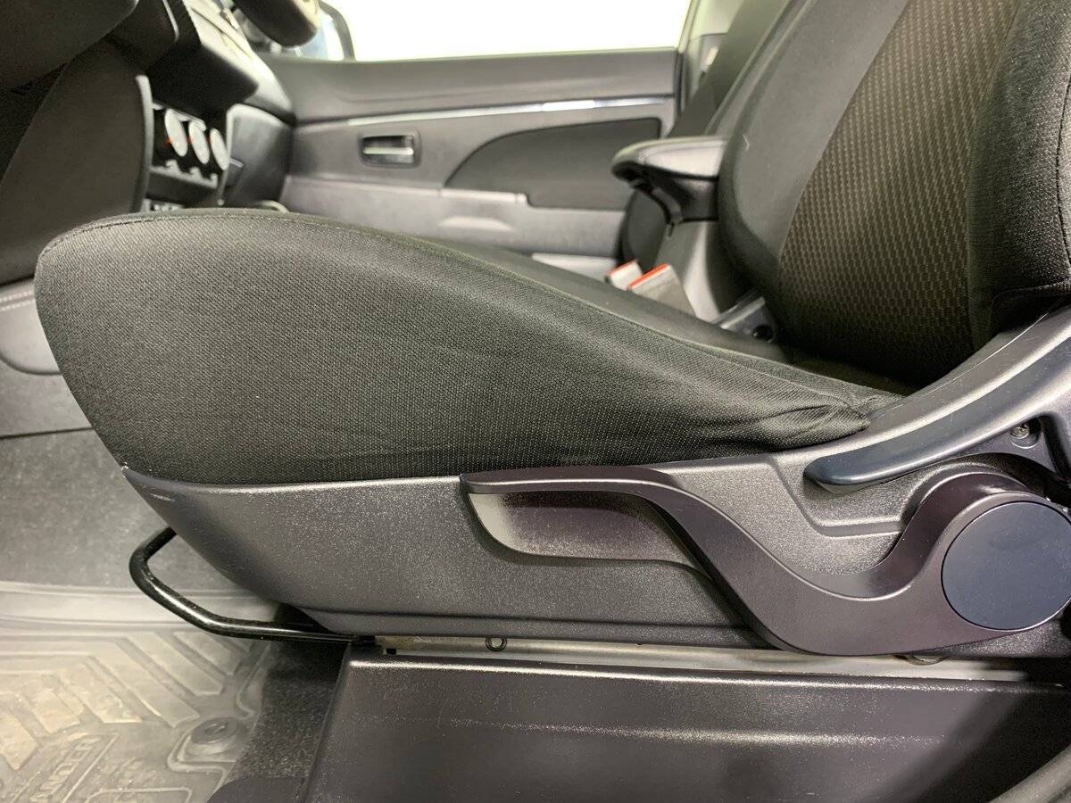 Митсубиши АС-Икс б/у, 2018, Вариатор. Фото: #16