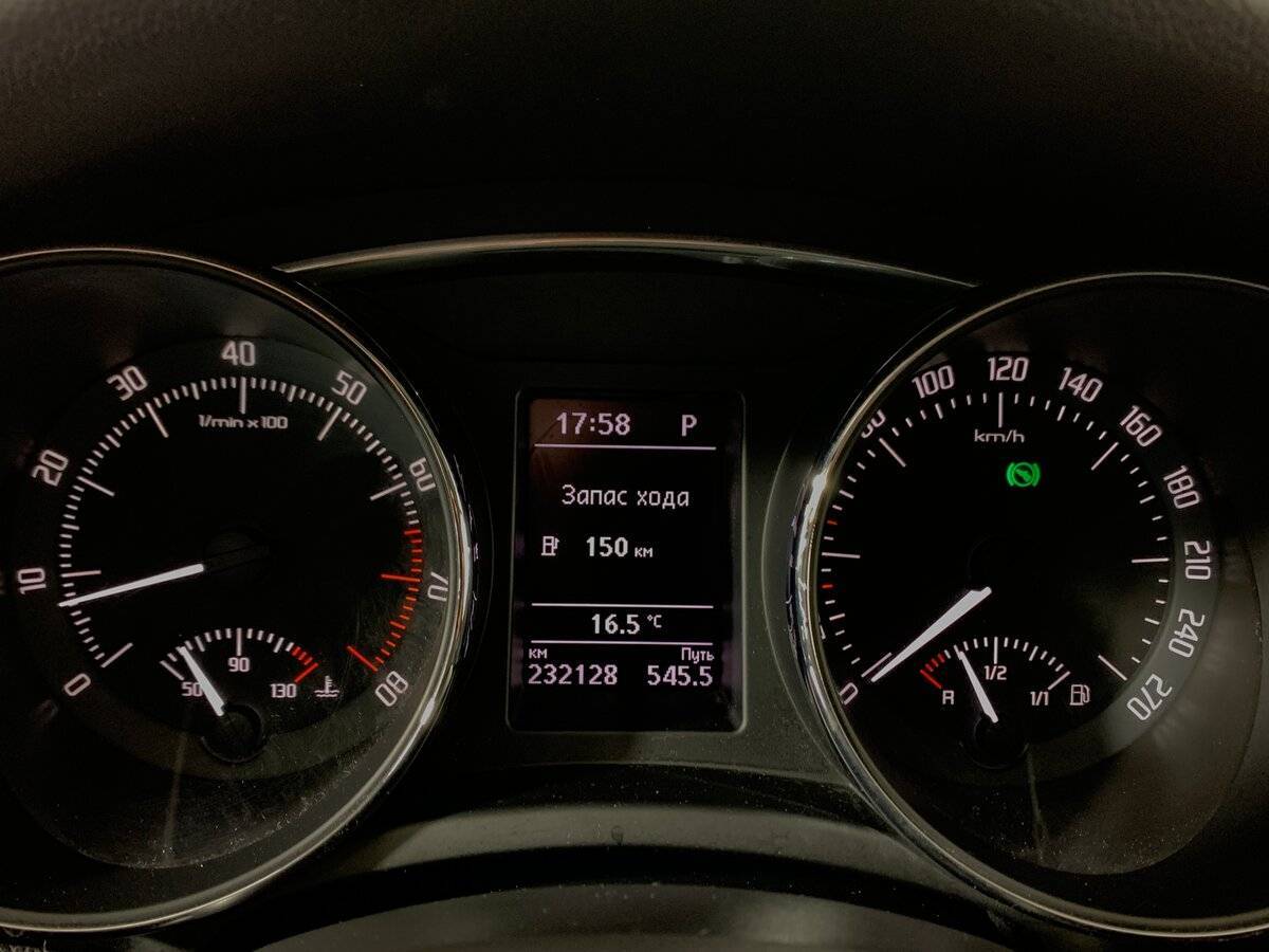 Шкода Суперб б/у, 2014, Роботизированная. Фото: #13