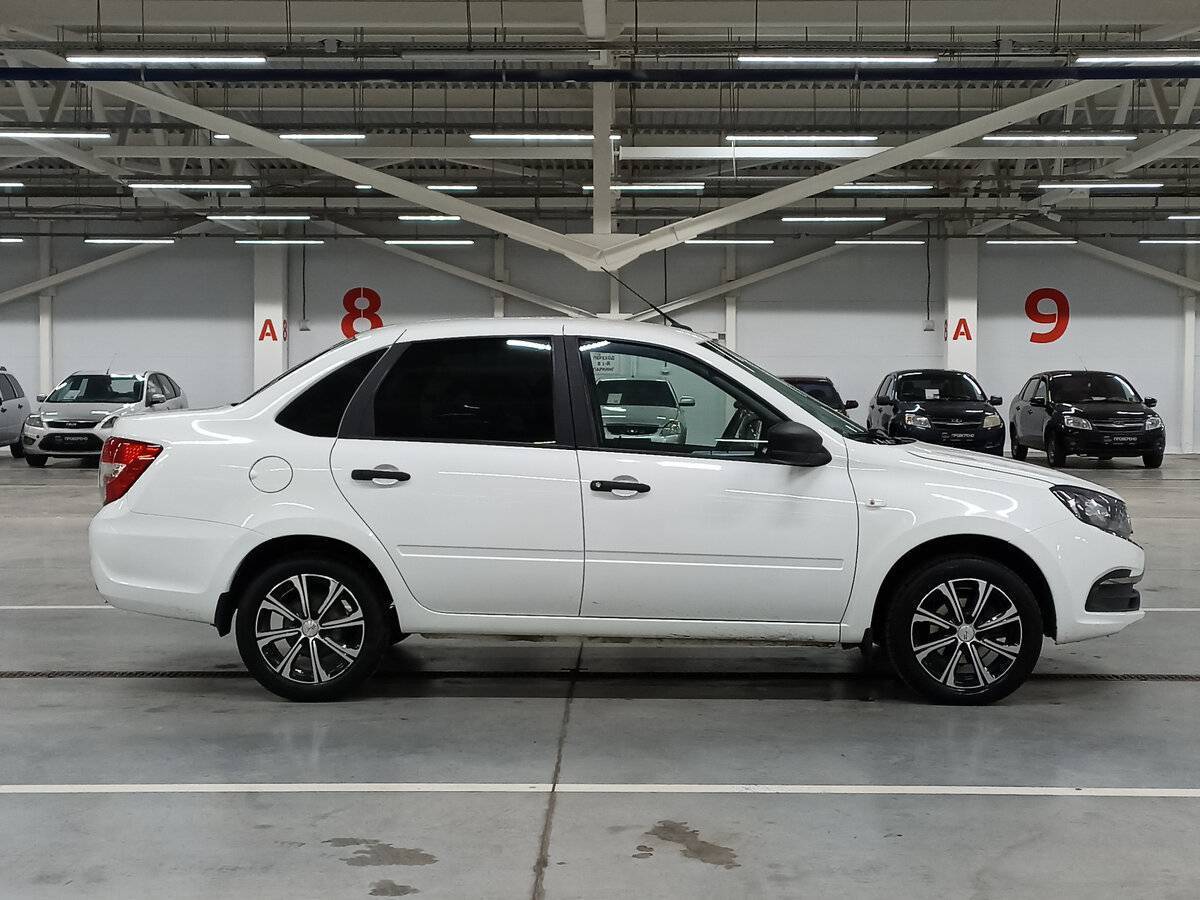 Лада (ВАЗ) Гранта б/у, 2021, Механическая. Фото: #3