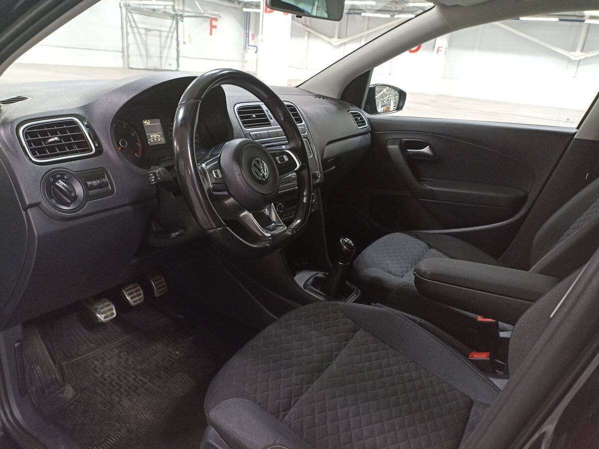 Фольксваген Поло б/у, 2018, Механическая. Фото: #15