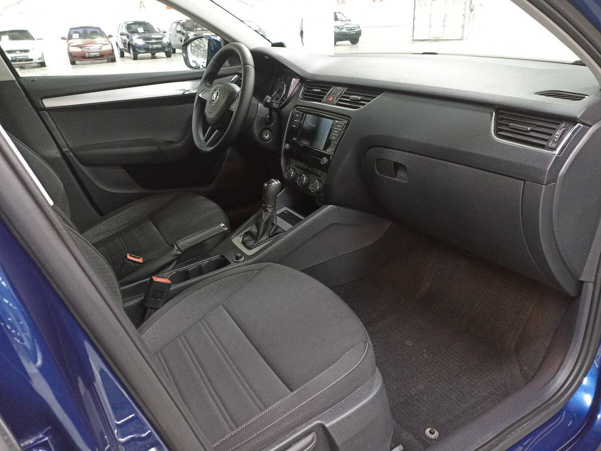 Шкода Октавия б/у, 2017, Роботизированная. Фото: #10