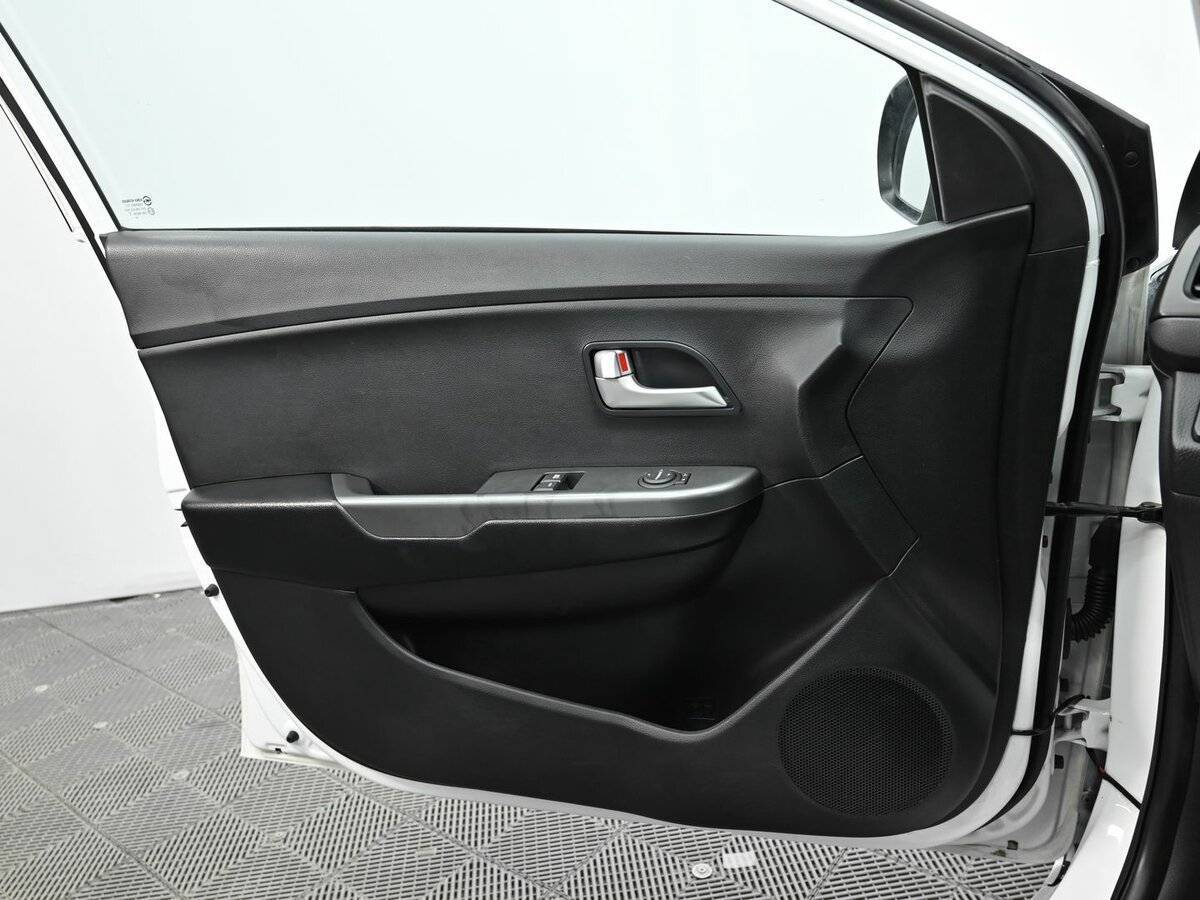 Киа Рио б/у, 2013, Механическая. Фото: #6