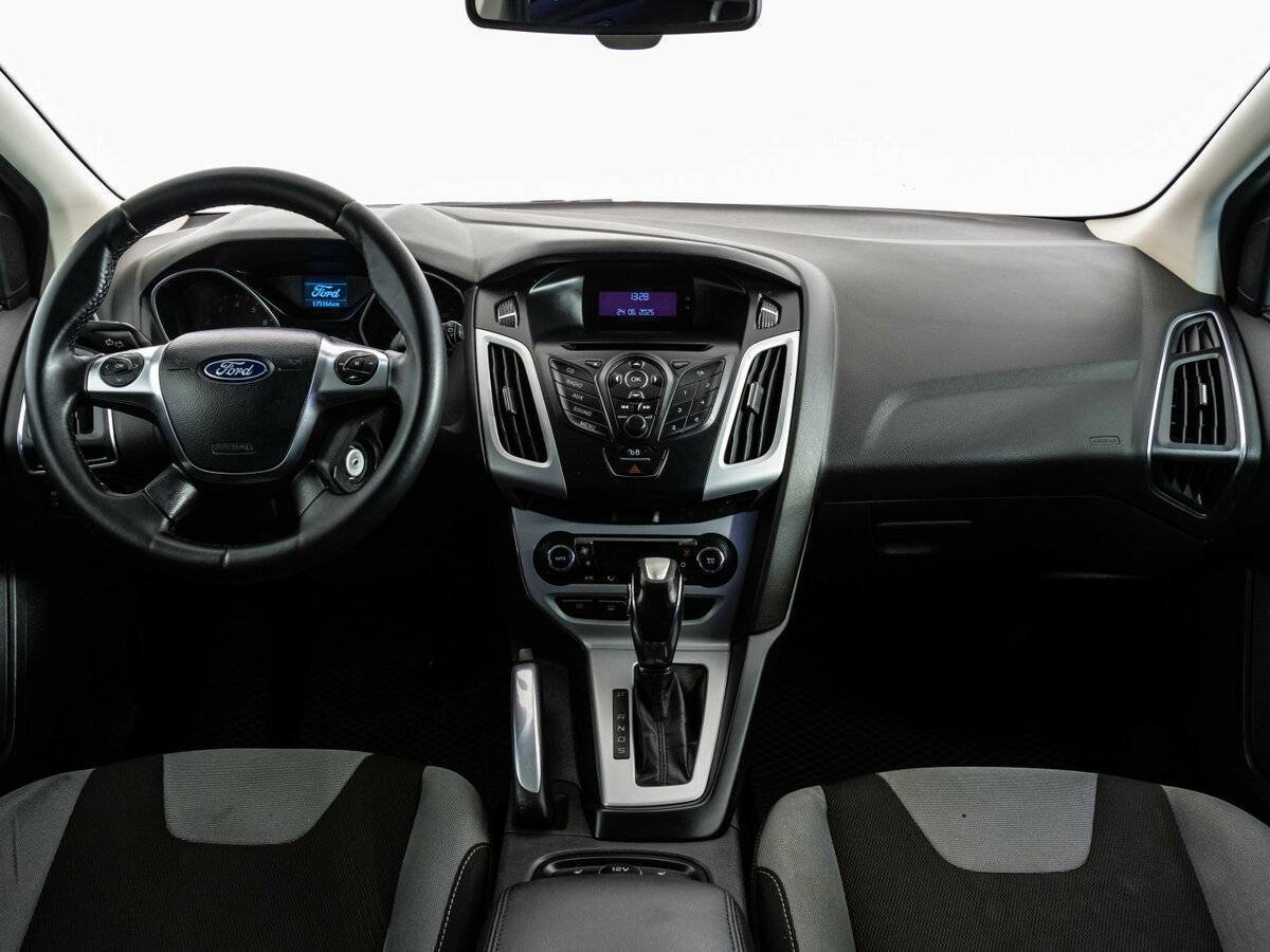 Форд Фокус б/у, 2012, Роботизированная. Фото: #7