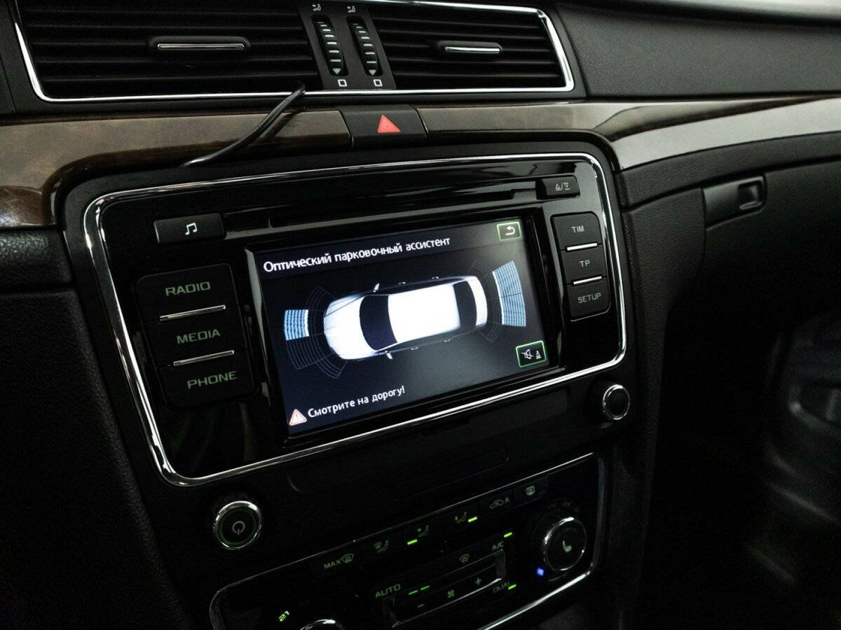 Шкода Суперб б/у, 2013, Роботизированная. Фото: #17