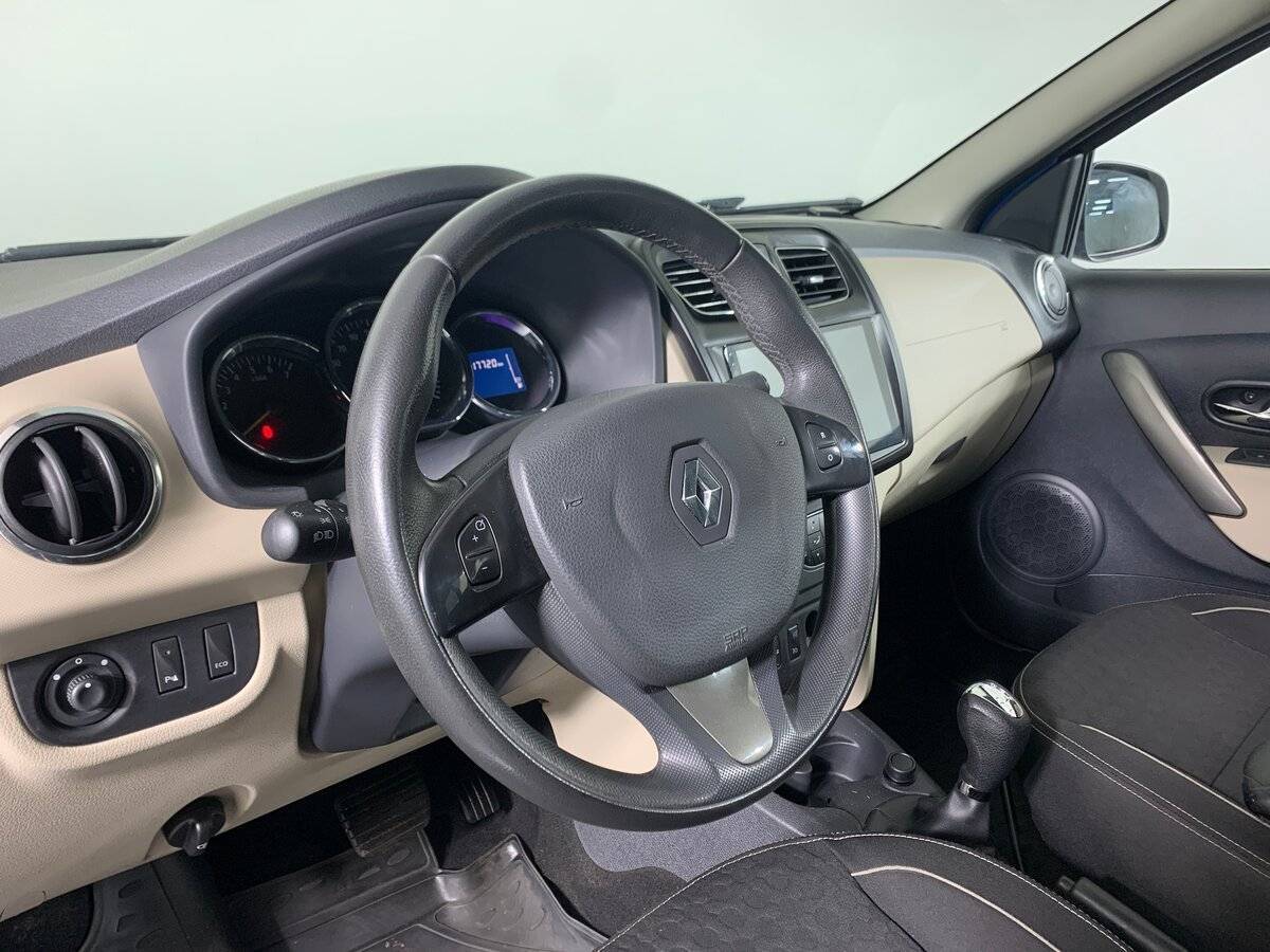 Рено Логан б/у, 2015, Роботизированная. Фото: #10