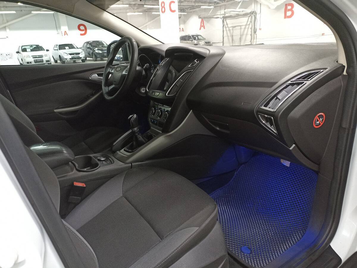 Форд Фокус б/у, 2013, Механическая. Фото: #10