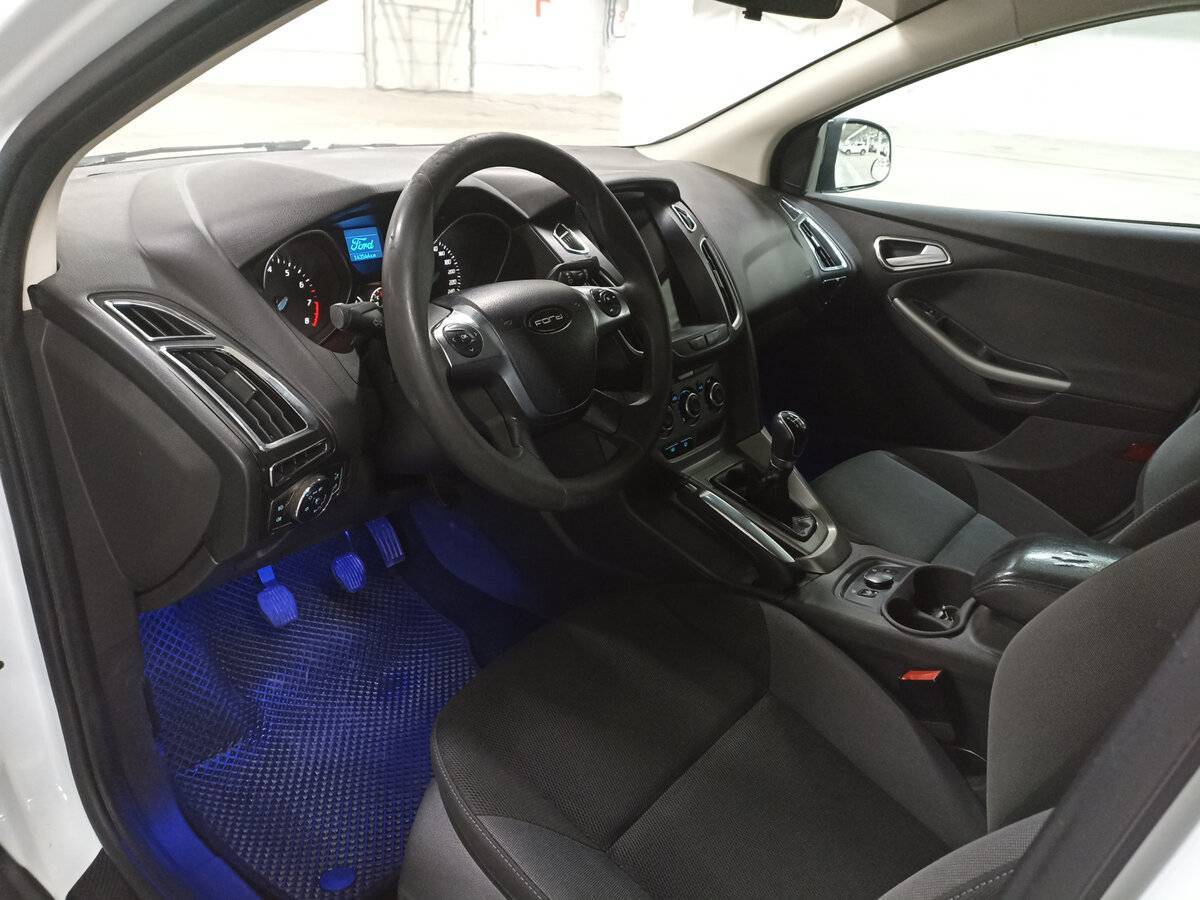 Форд Фокус б/у, 2013, Механическая. Фото: #15