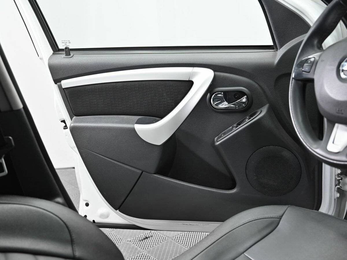 Ниссан Террано б/у, 2017, Автоматическая. Фото: #6