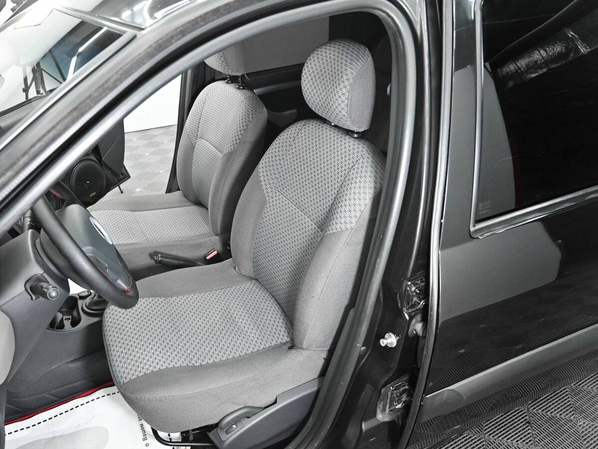 Лада (ВАЗ) Ларгус б/у, 2015, Механическая. Фото: #5