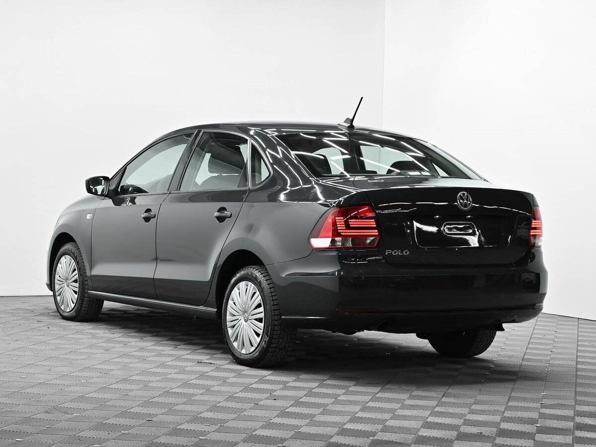 Фольксваген Поло б/у, 2017, Автоматическая. Фото: #2