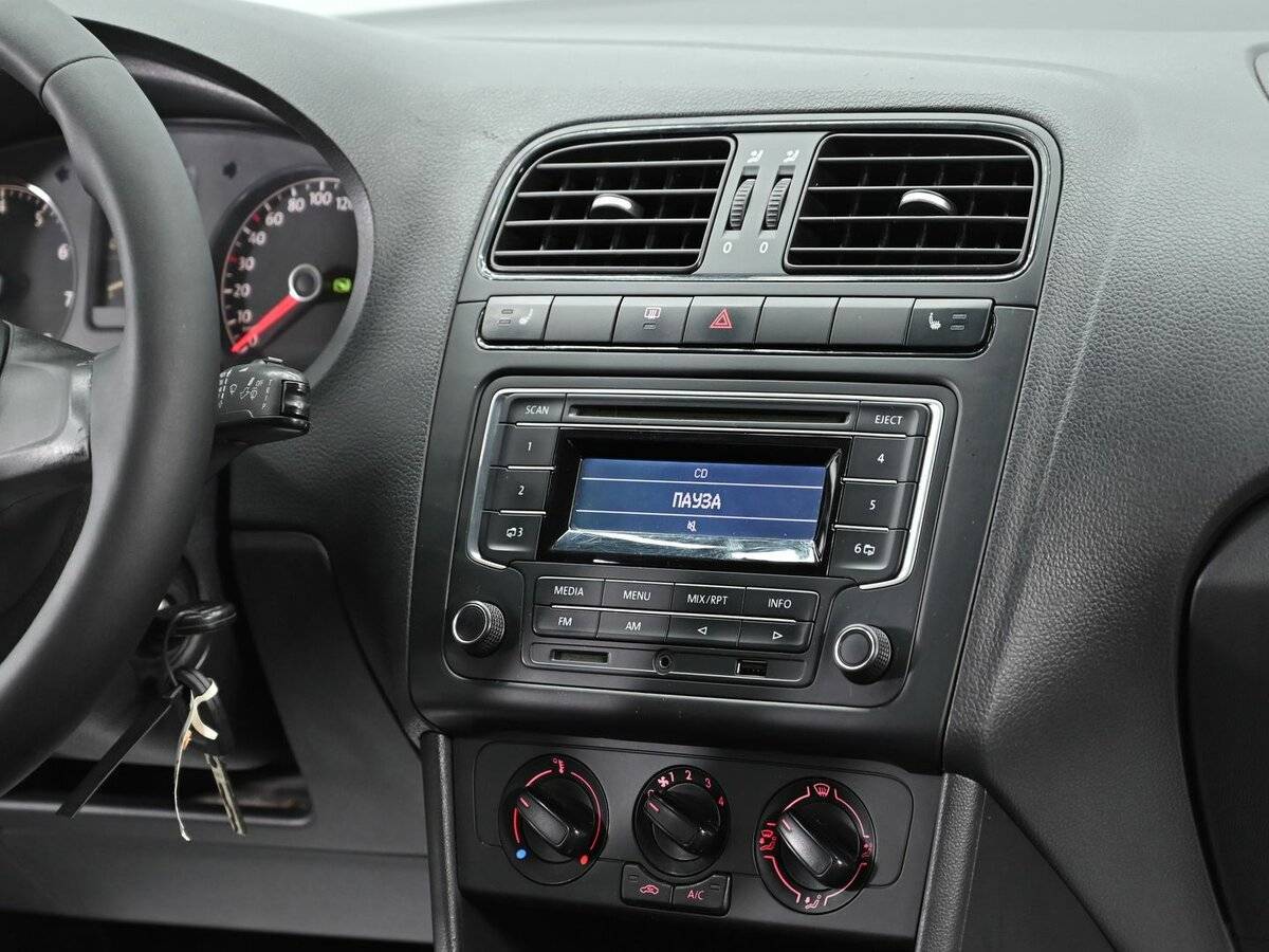 Фольксваген Поло б/у, 2017, Автоматическая. Фото: #8