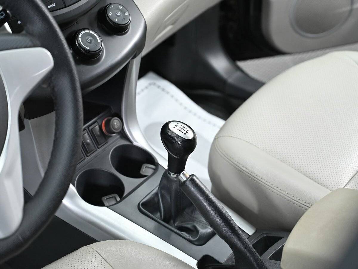 Лифан Икс60 б/у, 2013, Механическая. Фото: #10