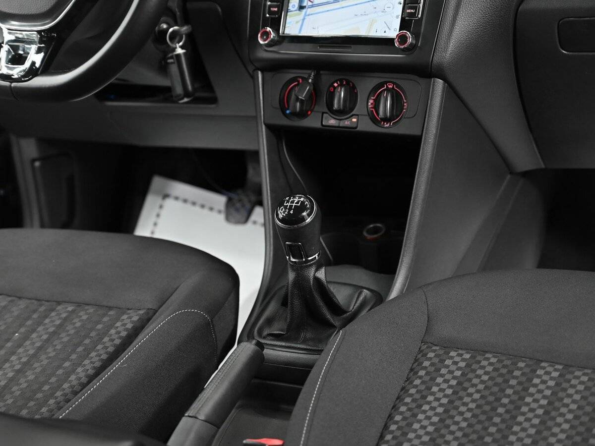 Фольксваген Поло б/у, 2016, Механическая. Фото: #10