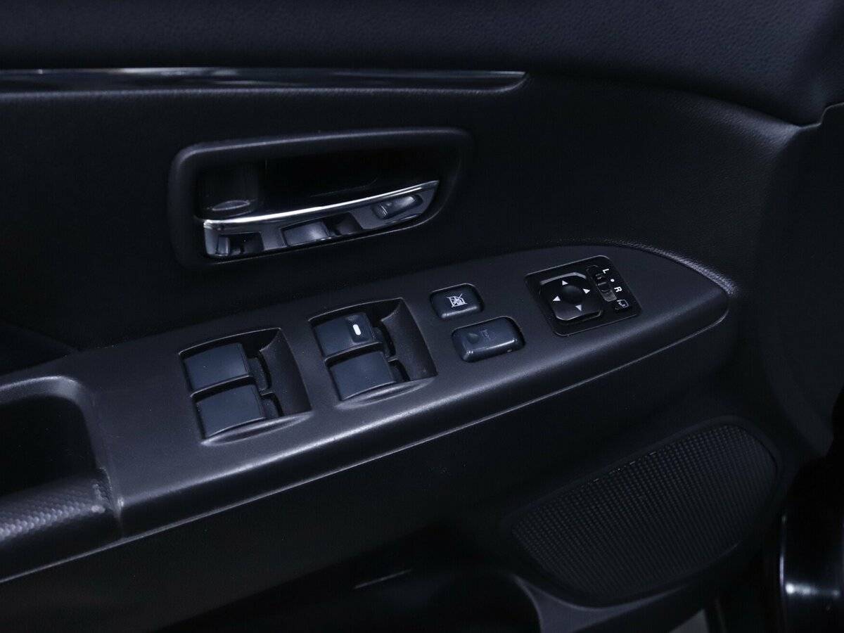 Митсубиши АС-Икс б/у, 2013, Вариатор. Фото: #7