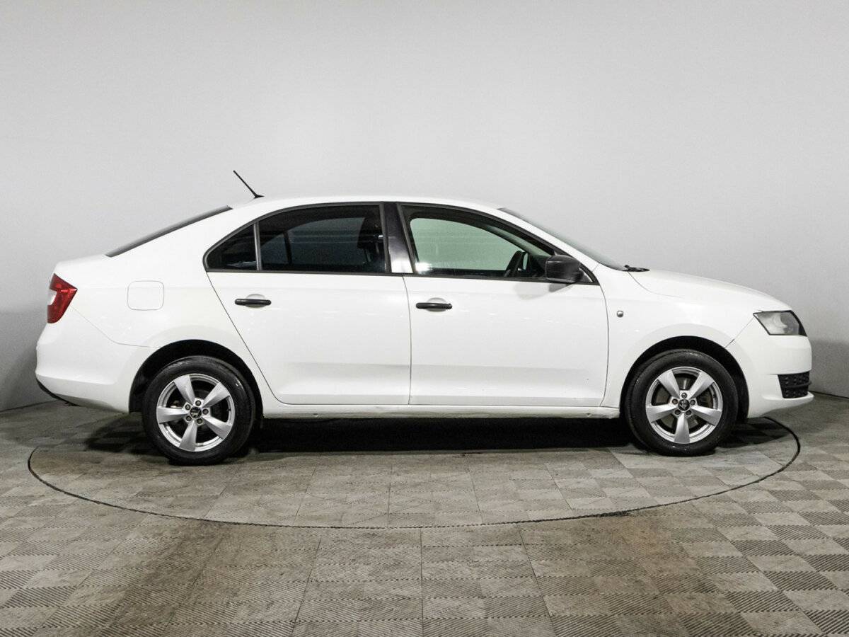 Шкода Рапид б/у, 2015, Автоматическая. Фото: #3