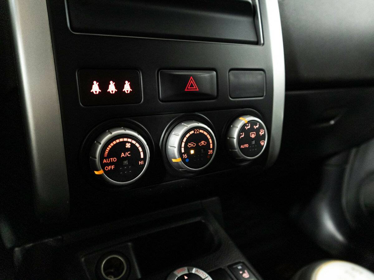 Ниссан Икс-Трейл б/у, 2014, Механическая. Фото: #15