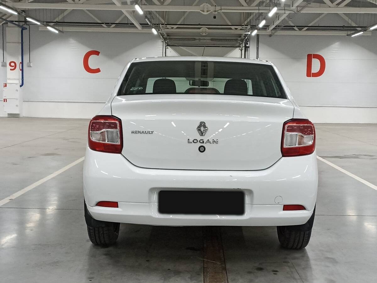 Рено Логан б/у, 2017, Автоматическая. Фото: #5