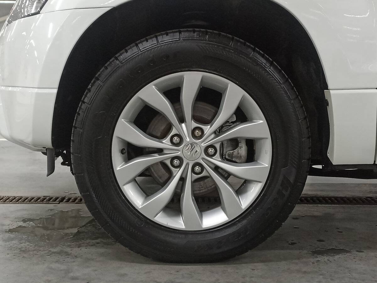 Сузуки Гранд Витара б/у, 2013, Автоматическая. Фото: #17