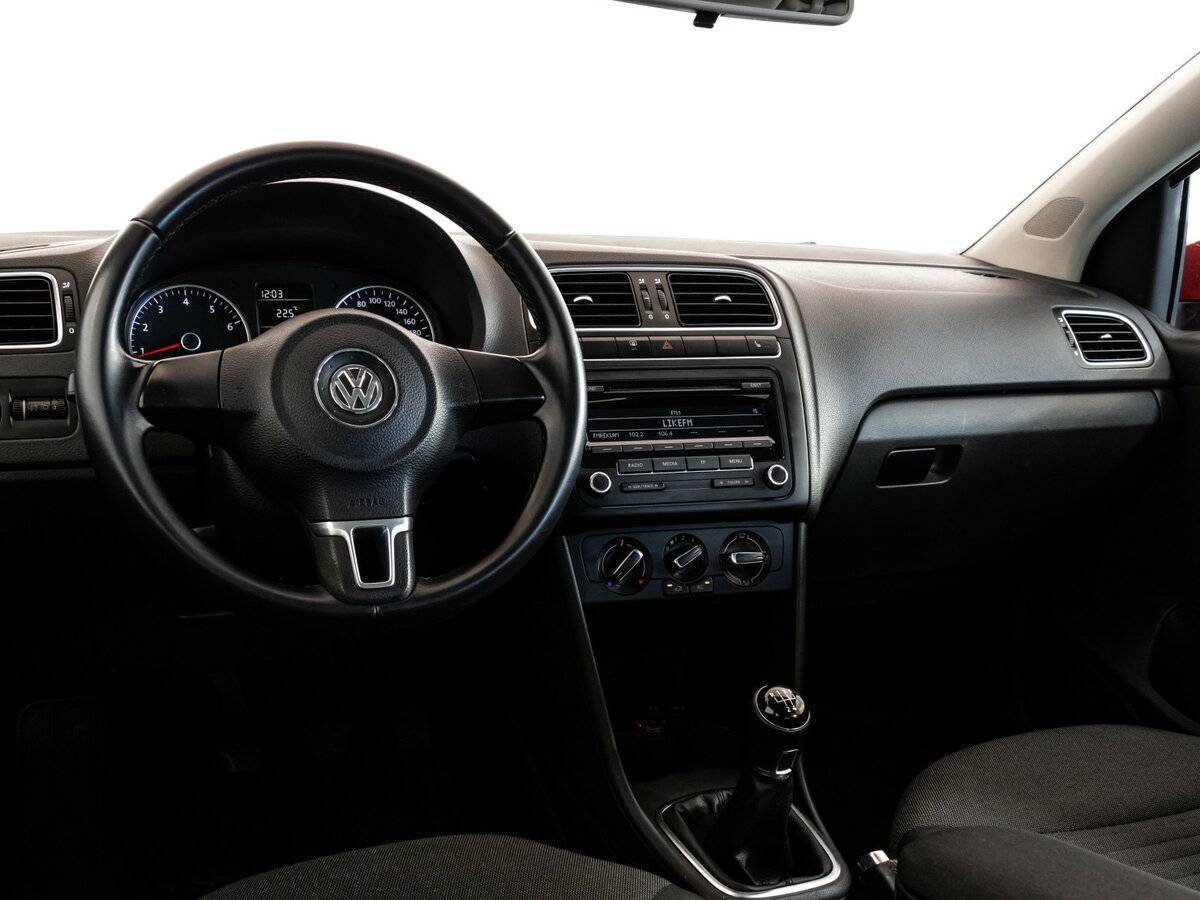 Фольксваген Поло б/у, 2013, Механическая. Фото: #10