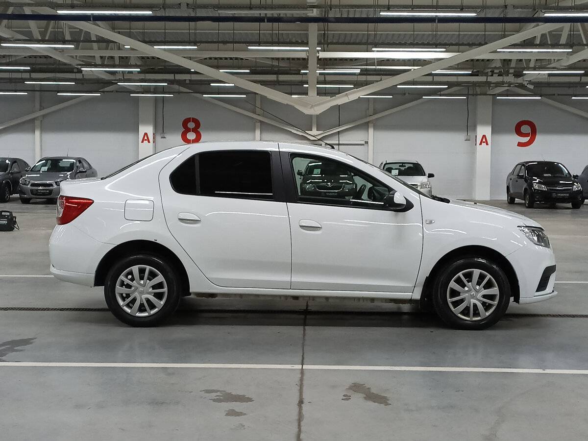 Рено Логан б/у, 2020, Автоматическая. Фото: #3