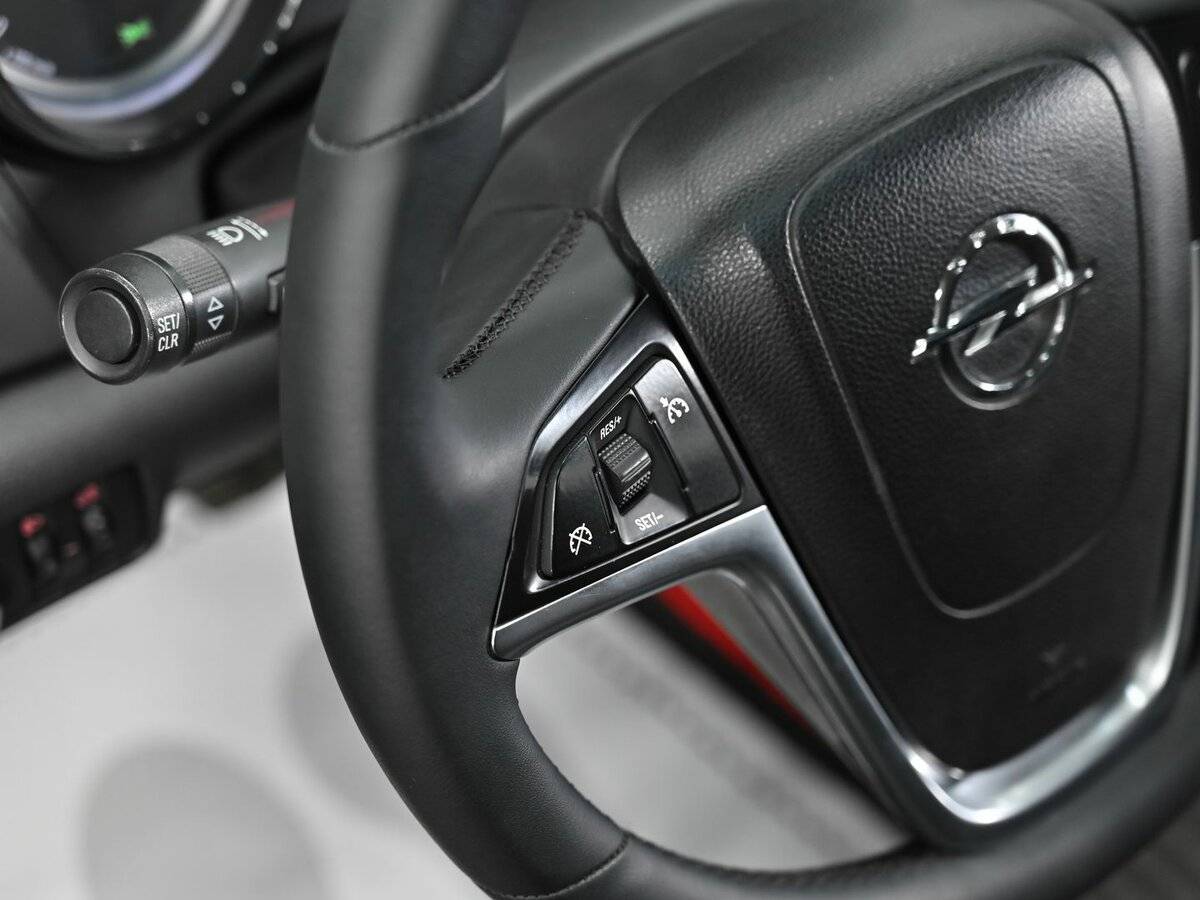 Опель Астра б/у, 2012, Автоматическая. Фото: #8