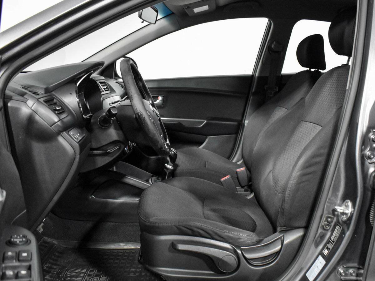Киа Рио б/у, 2016, Механическая. Фото: #9