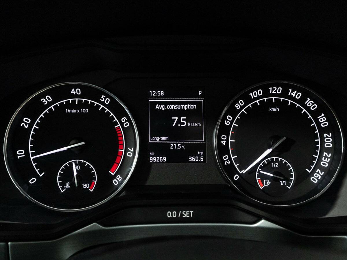 Шкода Суперб б/у, 2015, Роботизированная. Фото: #11