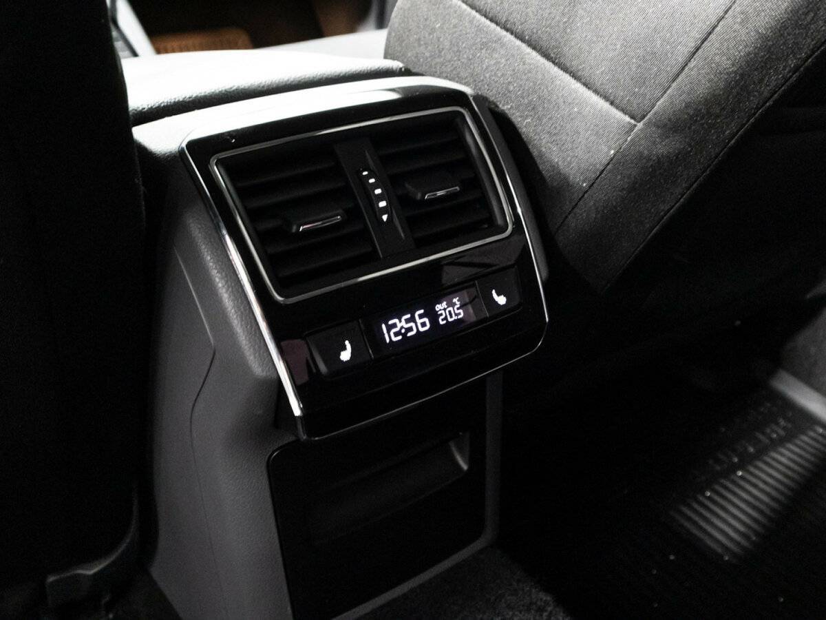 Шкода Суперб б/у, 2015, Роботизированная. Фото: #15