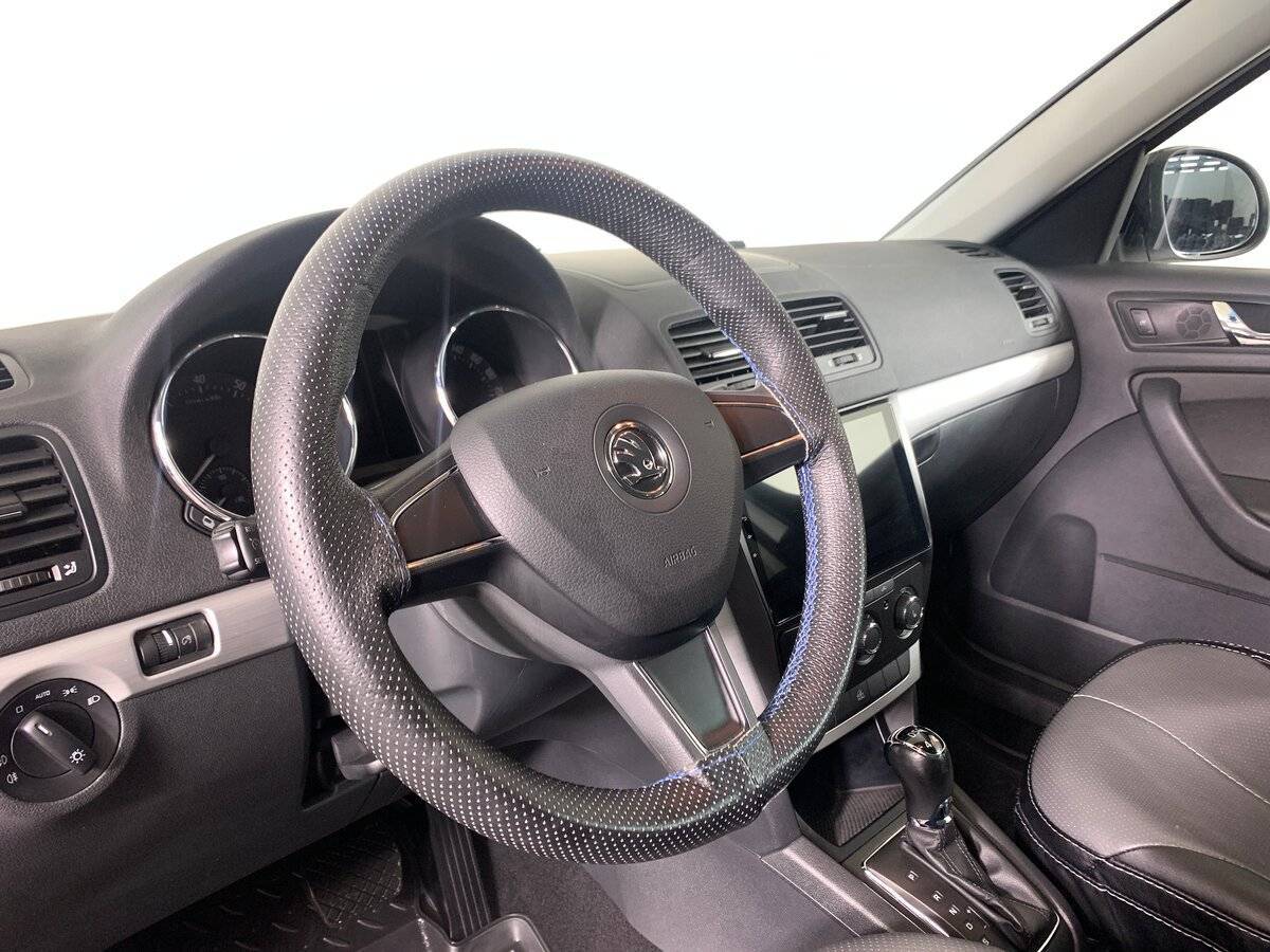 Шкода Йети б/у, 2015, Роботизированная. Фото: #10