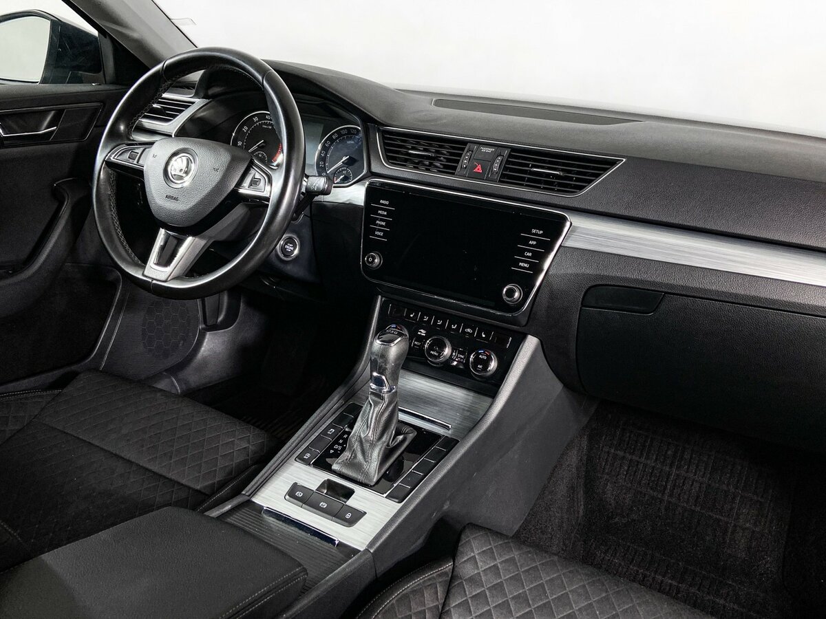 Шкода Суперб б/у, 2020, Роботизированная. Фото: #6