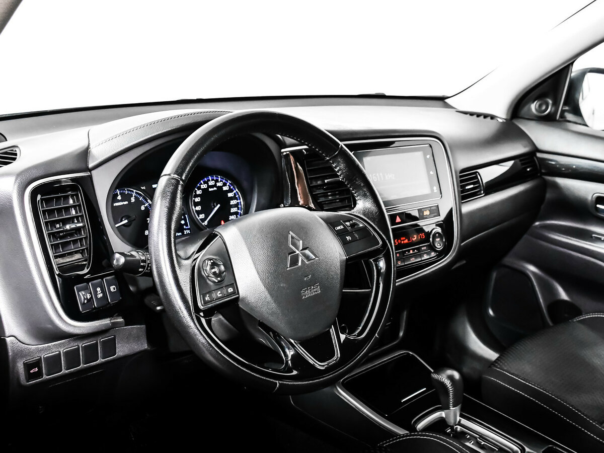 Митсубиши Оутлэндер б/у, 2018, Вариатор. Фото: #9