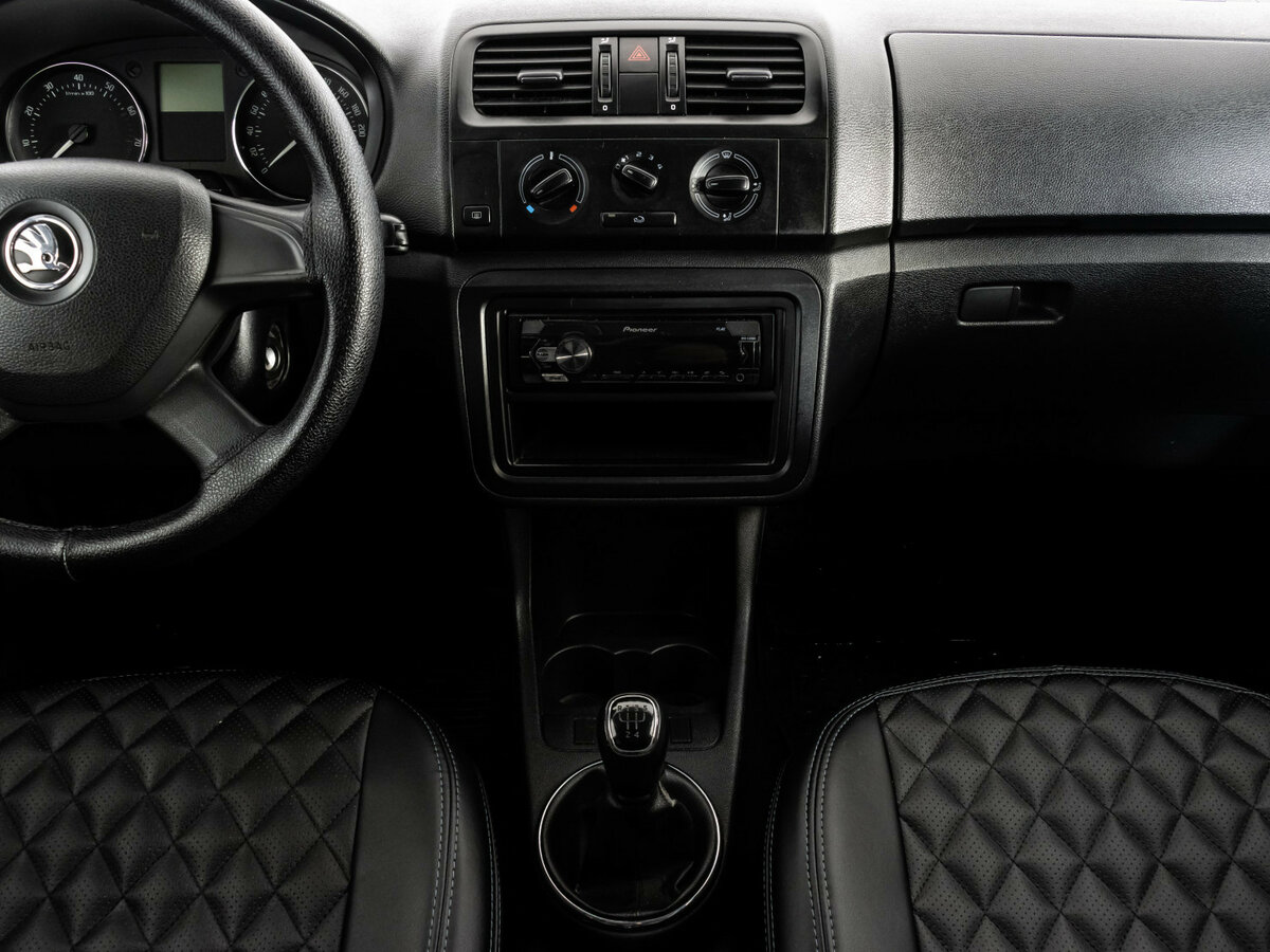 Шкода Фабия б/у, 2013, Механическая. Фото: #12