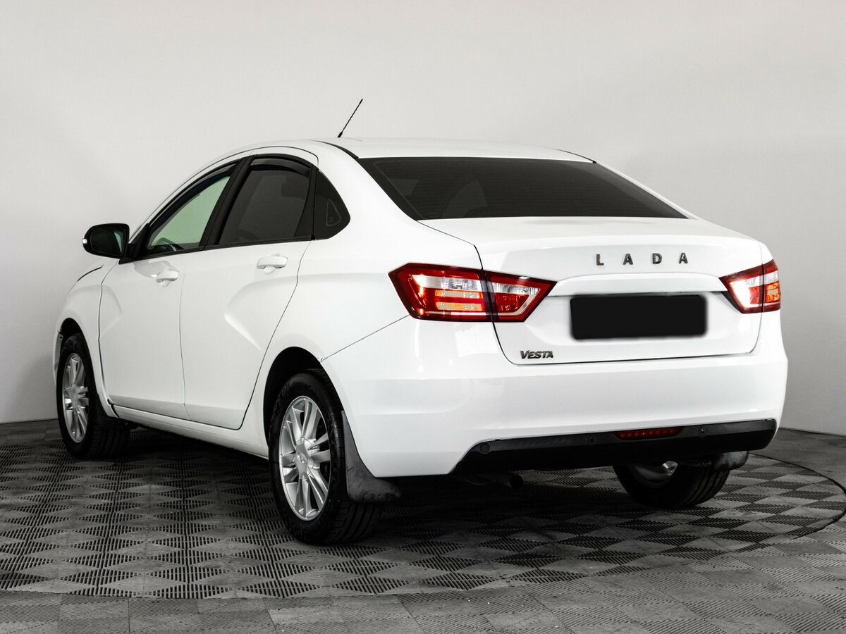 Лада (ВАЗ) Веста б/у, 2018, Механическая. Фото: #5