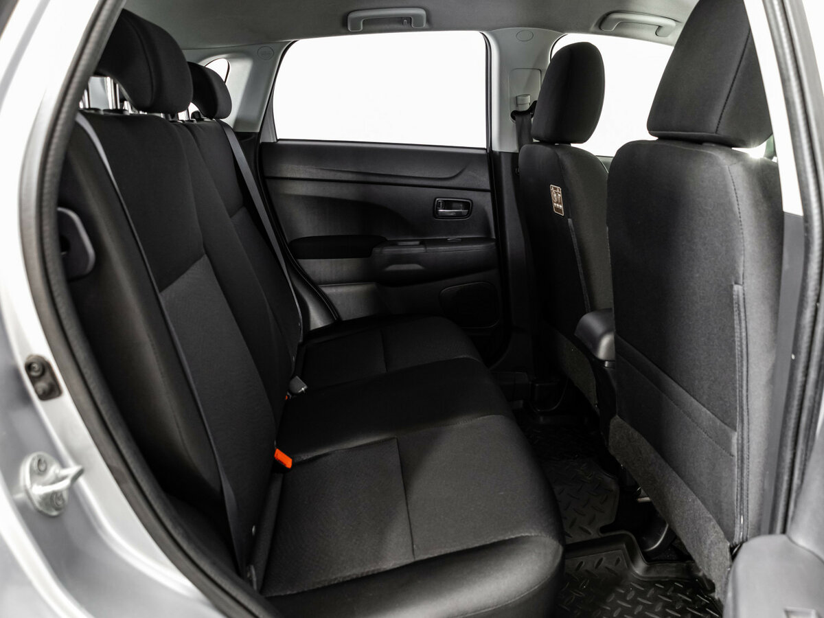 Митсубиши АС-Икс б/у, 2013, Механическая. Фото: #9