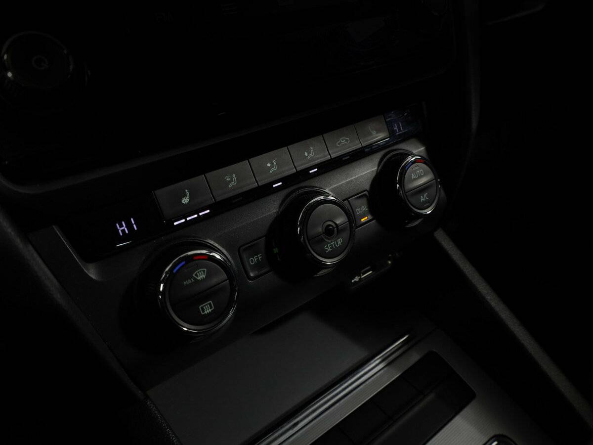 Шкода Октавия б/у, 2013, Механическая. Фото: #21