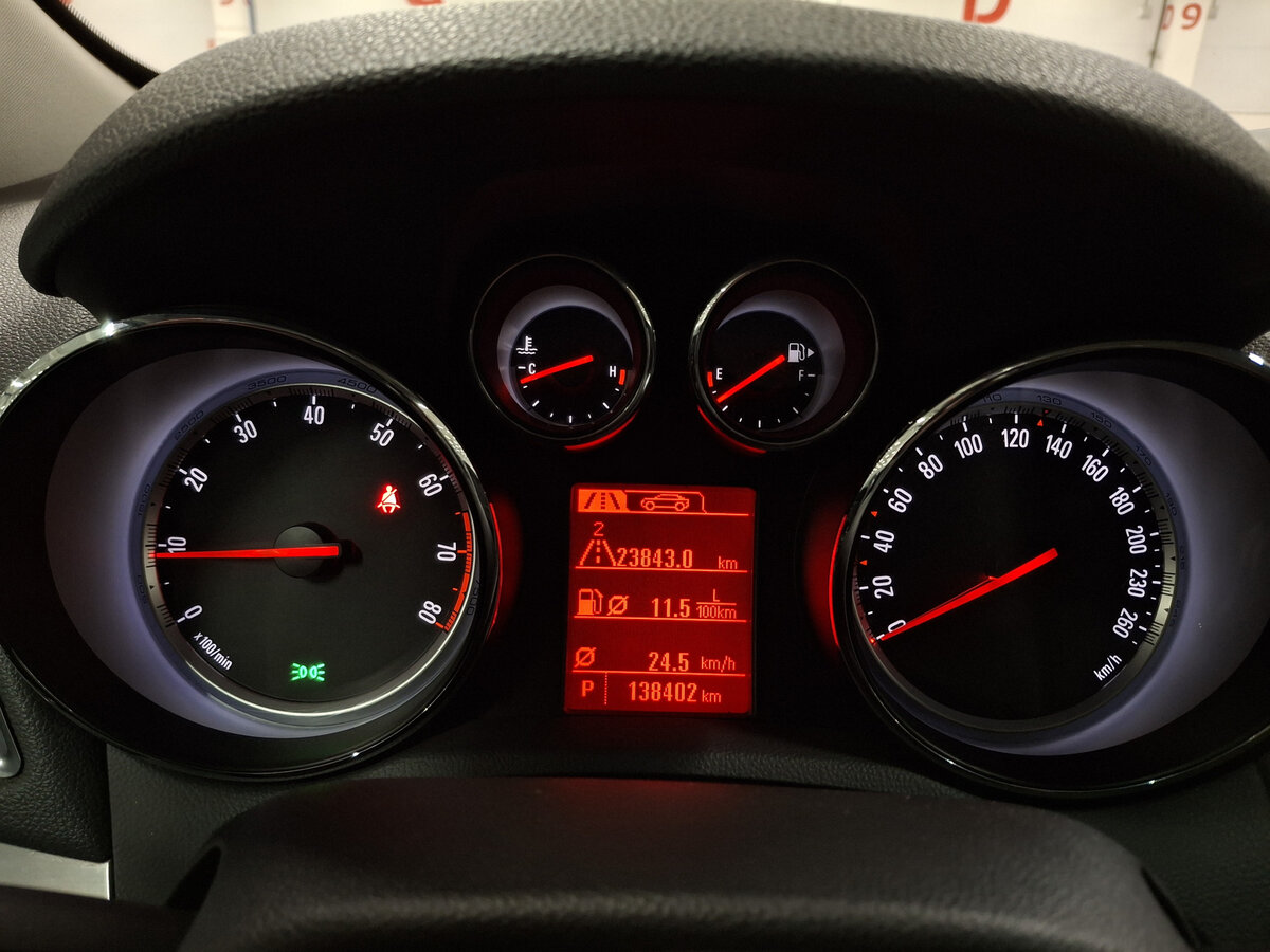 Опель Мокка б/у, 2013, Автоматическая. Фото: #12